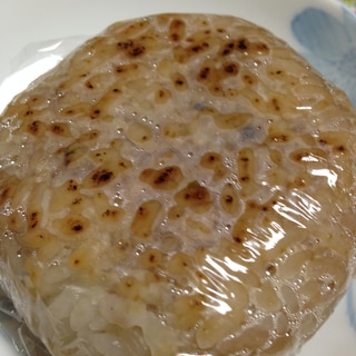 みそとゆずこしょうの焼きおにぎり